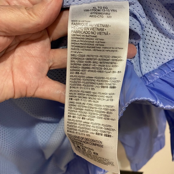 Converse Big Girls Periwinkle Full Zip Rain Jacket - XL - Picture 6 of 7